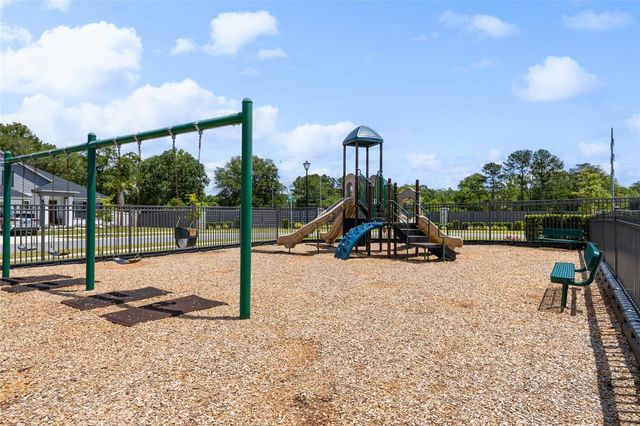 12390 SW 6TH PLACE, Newberry, FL 32669