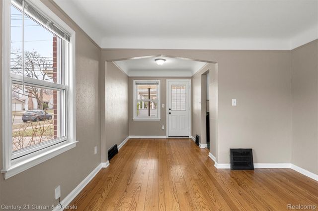 1101 E 4th Street, Royal Oak, MI 48067