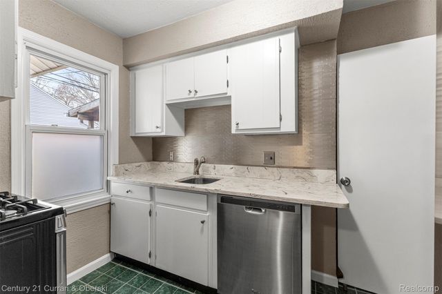 1101 E 4th Street, Royal Oak, MI 48067