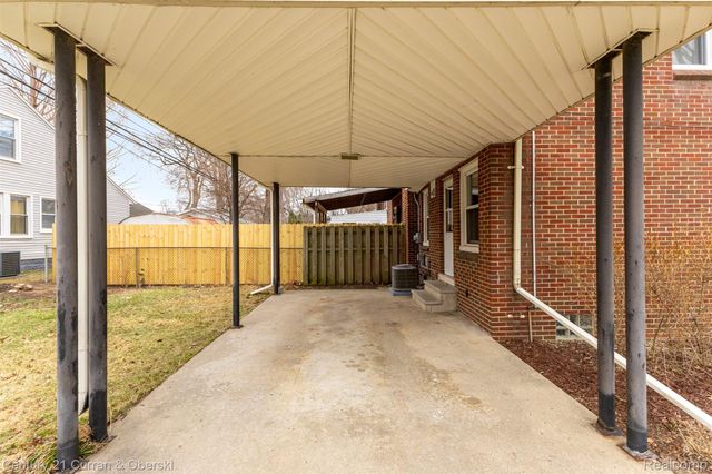 1101 E 4th Street, Royal Oak, MI 48067