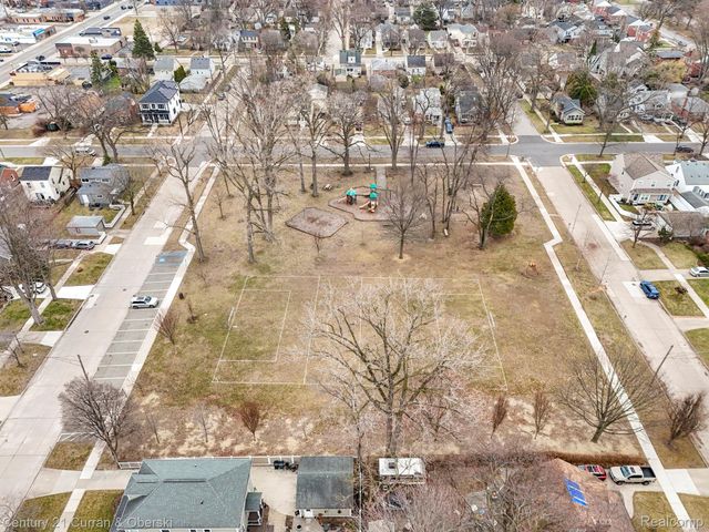 1101 E 4th Street, Royal Oak, MI 48067