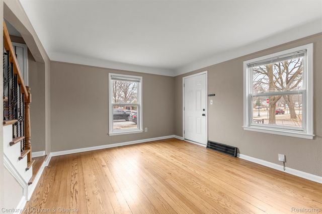 1101 E 4th Street, Royal Oak, MI 48067