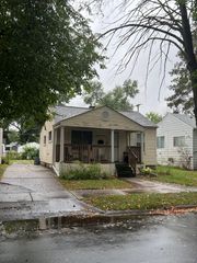 1860 Academy Street, Ferndale, MI 48220