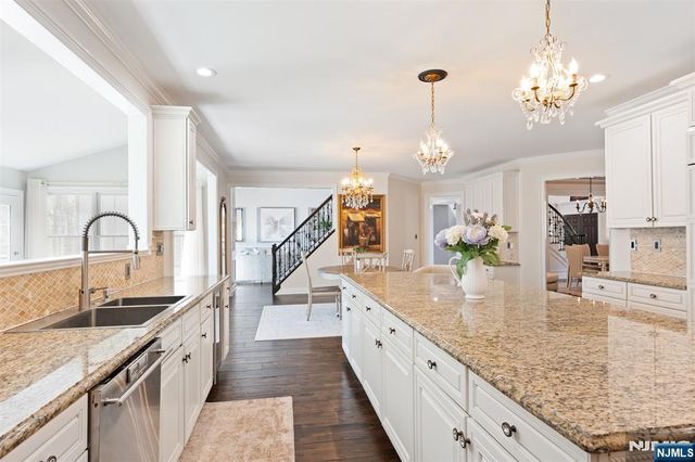 3 Quarterhorse Crossing, Sparta, NJ 07871