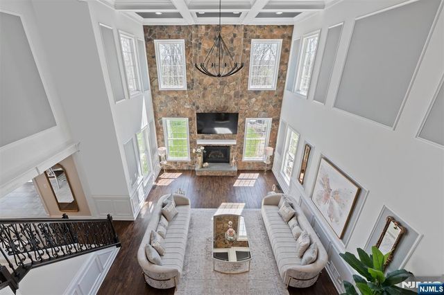 3 Quarterhorse Crossing, Sparta, NJ 07871