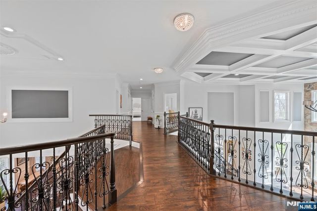 3 Quarterhorse Crossing, Sparta, NJ 07871
