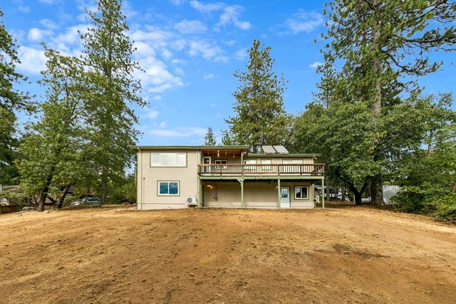 2840 Mace Rd, Camino, CA 95709