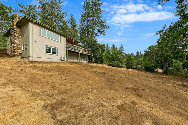 2840 Mace Rd, Camino, CA 95709