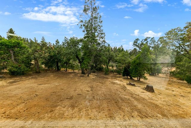 2840 Mace Rd, Camino, CA 95709