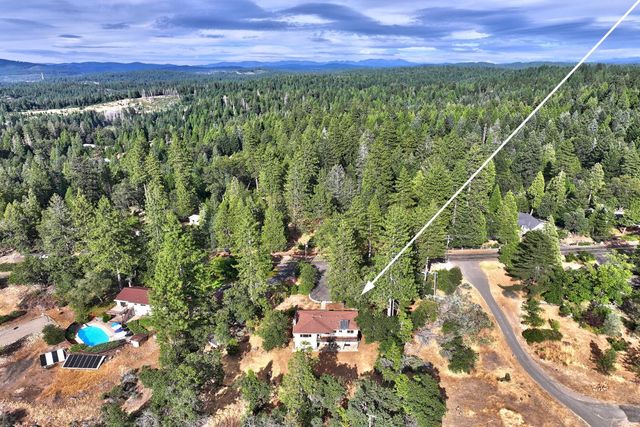 2840 Mace Rd, Camino, CA 95709
