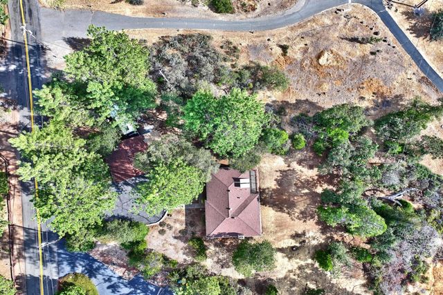 2840 Mace Rd, Camino, CA 95709