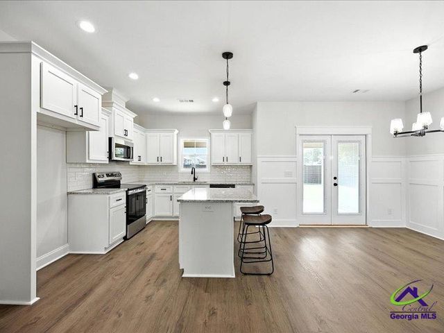 100 Saraland Trail, Perry, GA 31069