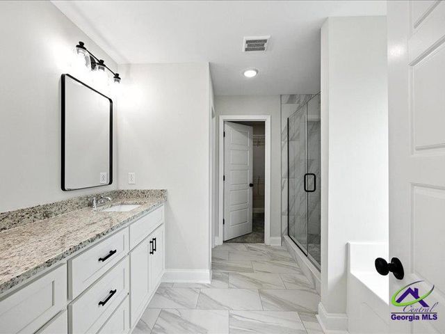100 Saraland Trail, Perry, GA 31069