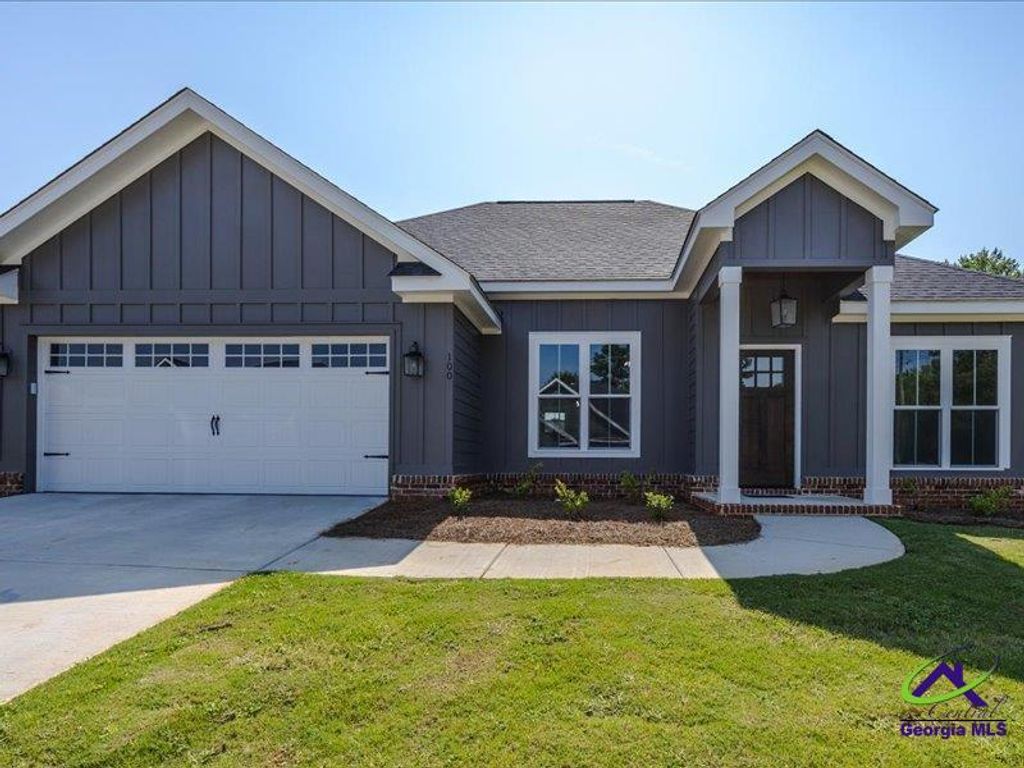 100 Saraland Trail, Perry, GA 31069