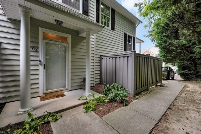 2102 Carrara CT, Virginia Beach, VA 23456