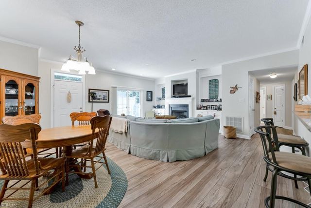 2102 Carrara CT, Virginia Beach, VA 23456