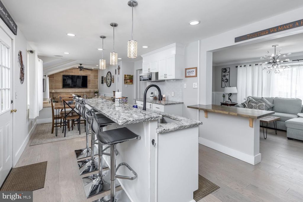 323 WINDSOR DR, CHERRY HILL, NJ 08002 — photo 4