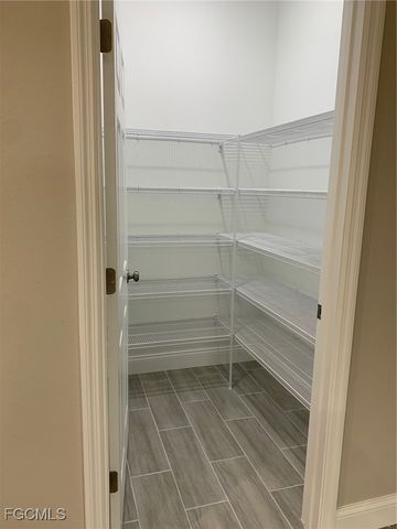 8031 Melody CIR, Labelle, FL 33935