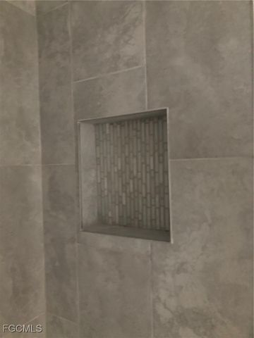 8031 Melody CIR, Labelle, FL 33935