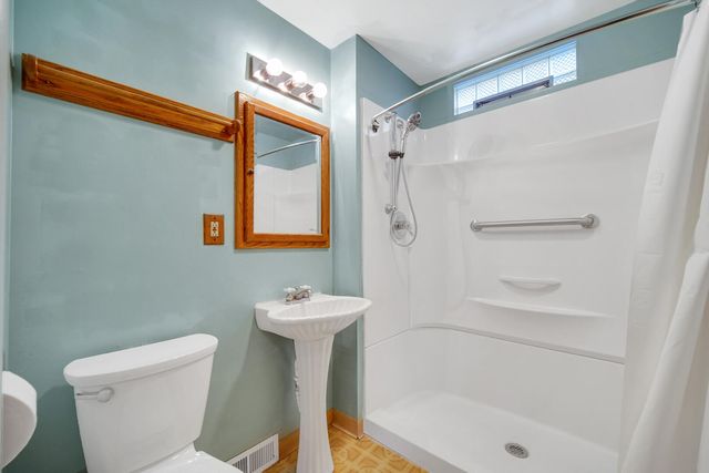 2418 Ridge Road, Highland, IN 46322