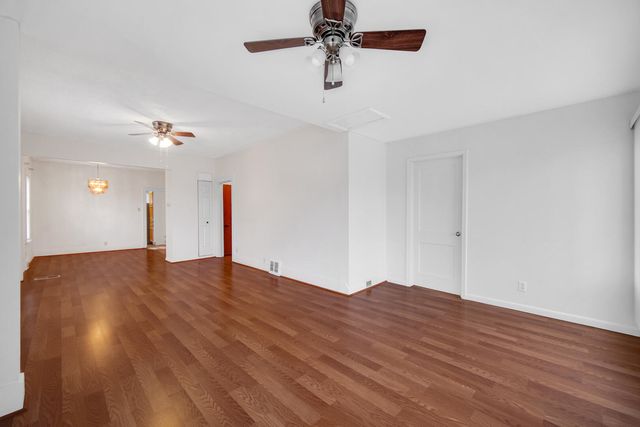 2418 Ridge Road, Highland, IN 46322