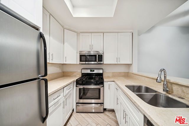 5751 Olympic Boulevard, Los Angeles, CA 90036