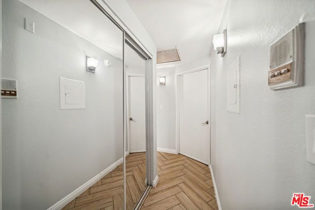 5751 Olympic Boulevard, Los Angeles, CA 90036