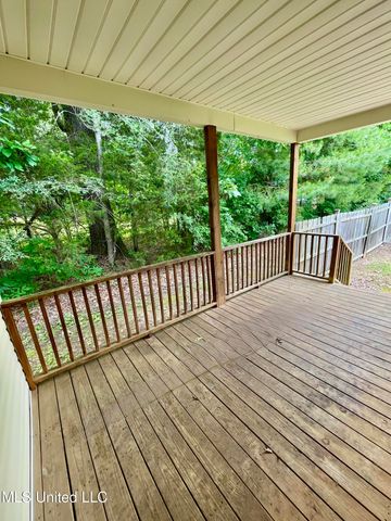 52 Alpine Drive, Starkville, MS 39759