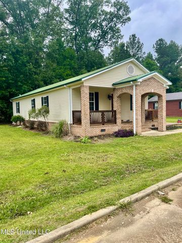 52 Alpine Drive, Starkville, MS 39759