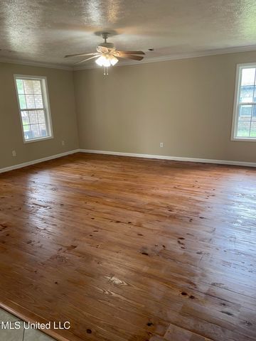 52 Alpine Drive, Starkville, MS 39759