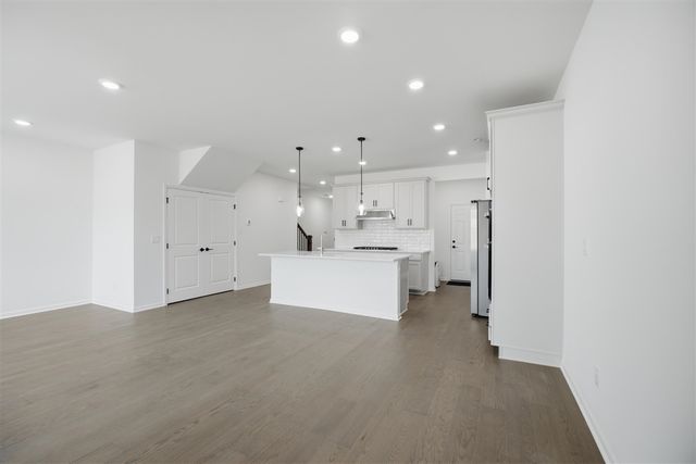 5574 E Spaniel Drive, Ann Arbor, MI 48108