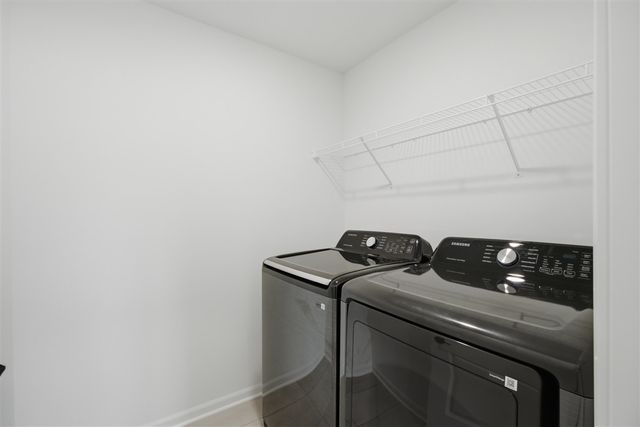 5574 E Spaniel Drive, Ann Arbor, MI 48108