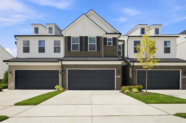 5574 E Spaniel Drive, Ann Arbor, MI 48108