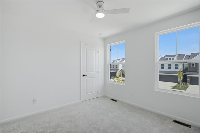 5574 E Spaniel Drive, Ann Arbor, MI 48108