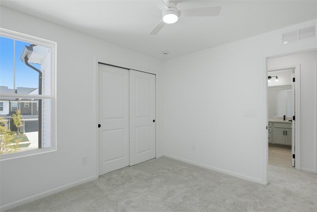 5574 E Spaniel Drive, Ann Arbor, MI 48108