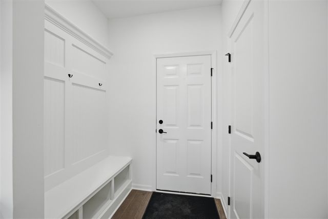 5574 E Spaniel Drive, Ann Arbor, MI 48108