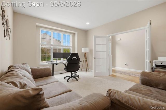 1114 Wales Drive, Lake Orion, MI 48359