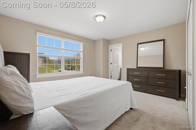 1114 Wales Drive, Lake Orion, MI 48359
