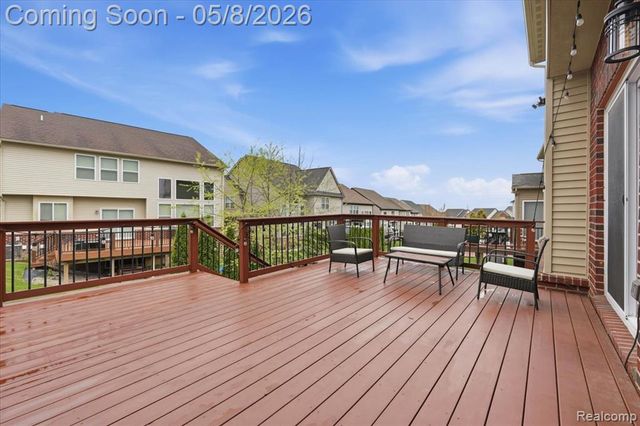 1114 Wales Drive, Lake Orion, MI 48359