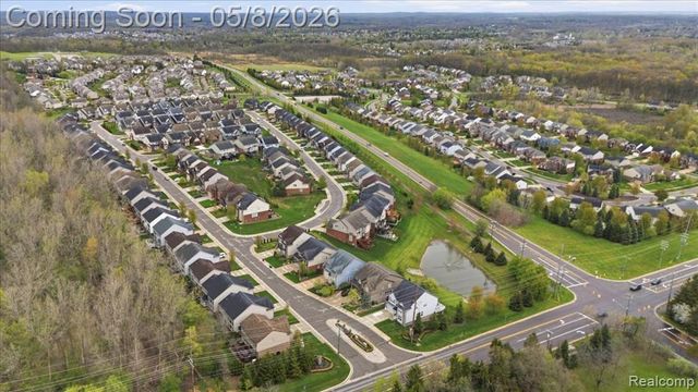 1114 Wales Drive, Lake Orion, MI 48359