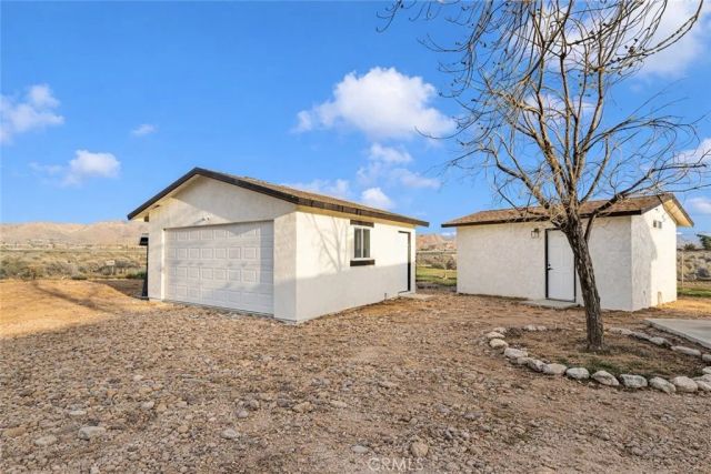 14695 Ocotilla, Apple Valley, CA 92307