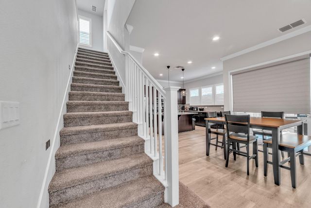 1083 Yucca Dr, El Dorado Hills, CA 95762