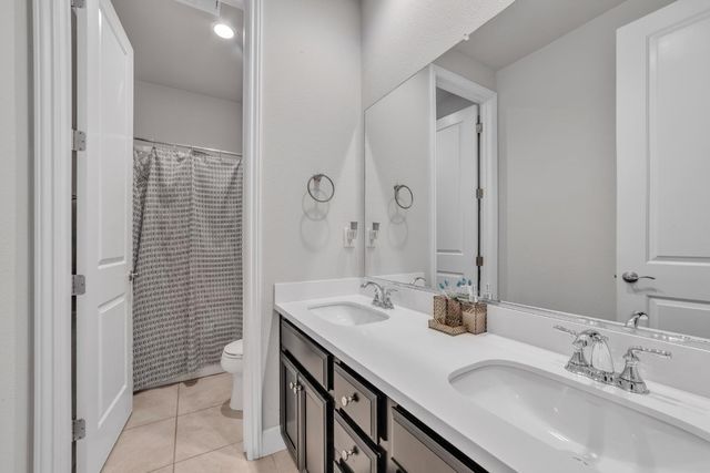 1083 Yucca Dr, El Dorado Hills, CA 95762