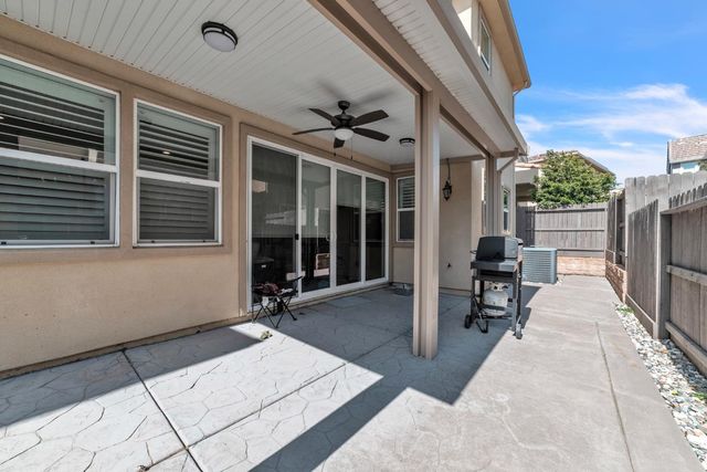 1083 Yucca Dr, El Dorado Hills, CA 95762