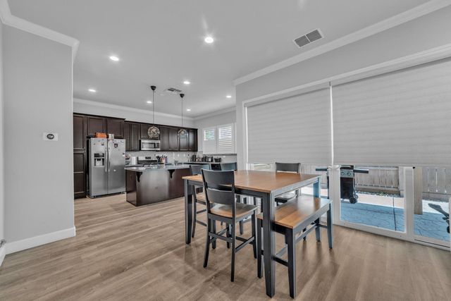 1083 Yucca Dr, El Dorado Hills, CA 95762