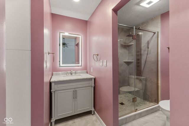 11115 Hunters Boulevard, Indianapolis, IN 46235