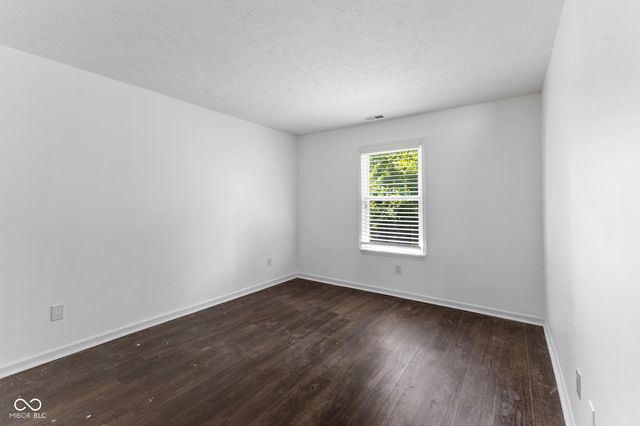 11115 Hunters Boulevard, Indianapolis, IN 46235