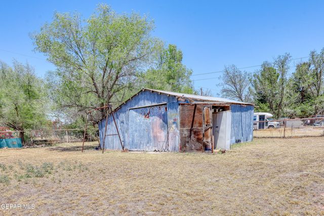 521 CENTER Way, El Paso, TX 79915