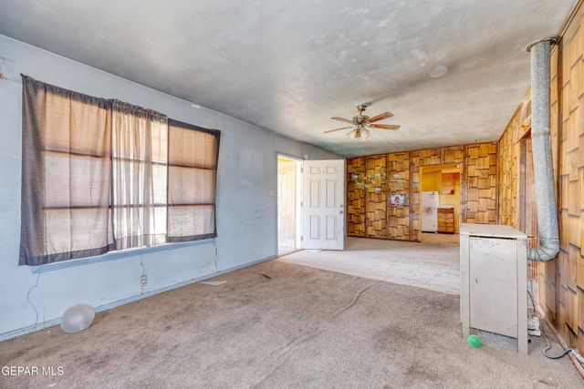 521 CENTER Way, El Paso, TX 79915
