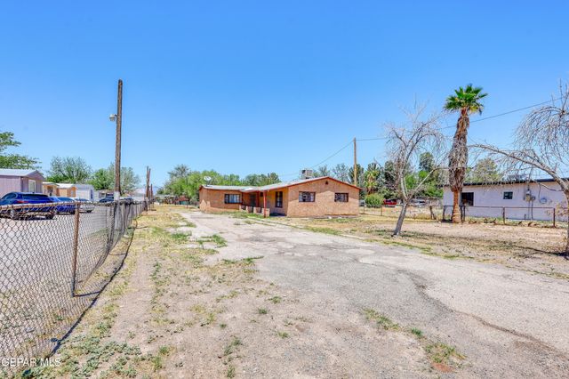 521 CENTER Way, El Paso, TX 79915